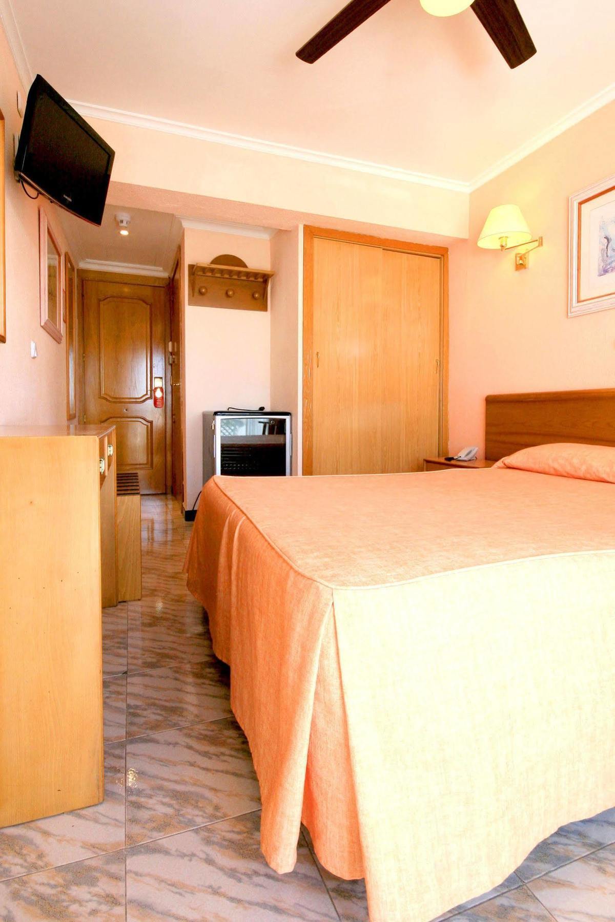 Hotel Manaus El Arenal (Mallorca)